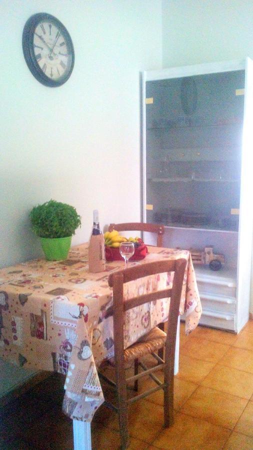 Estia Holiday Apartment & Studio Вати Екстериор снимка